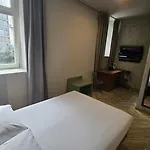 Otel Amfiteatar