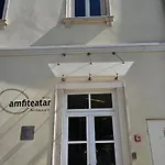 מלון Amfiteatar