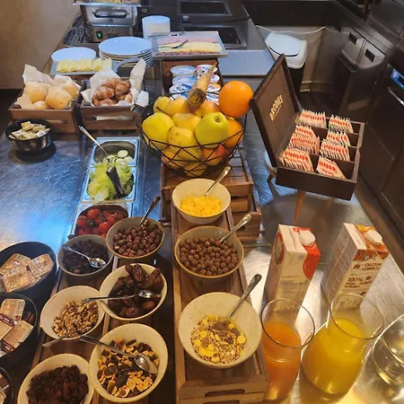 阿姆费提塔酒店 酒店