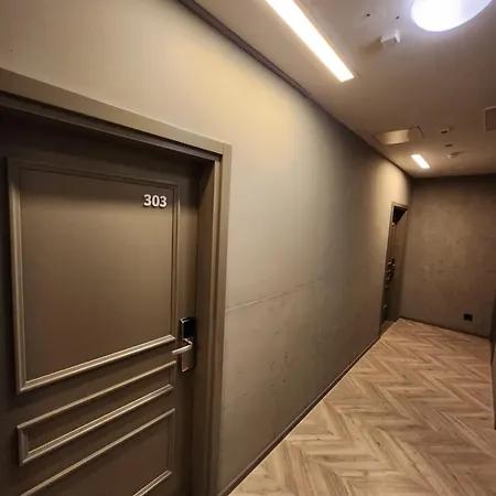 阿姆费提塔酒店 3*