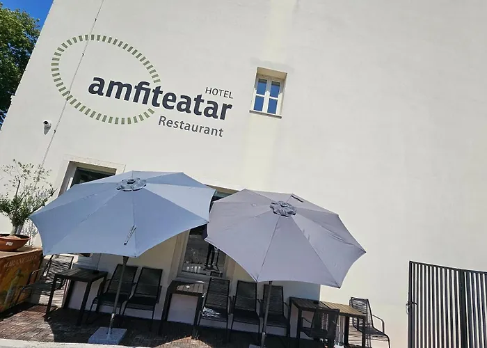 Amfiteatar Hotel 3*
