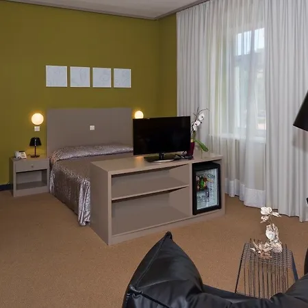 Amfiteatar Hotel 3*